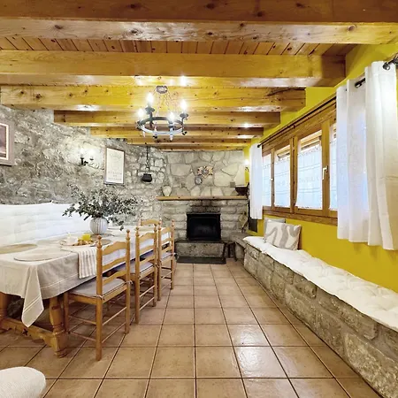Holiday home Casa Opechs Murillo de Gallego