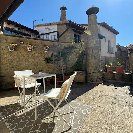 Casa Opechs *