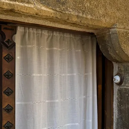 Casa Opechs * Murillo de Gallego