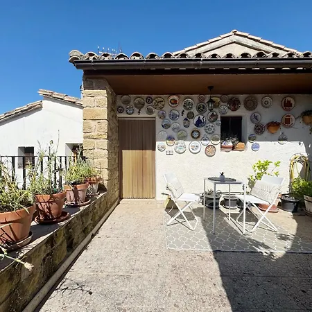 Casa Opechs *